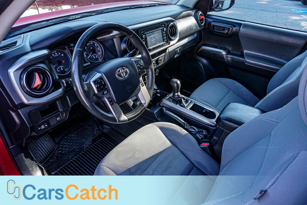 2019 Toyota Tacoma 4x4 photo 17