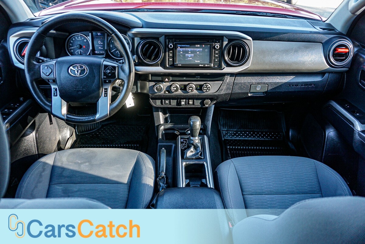 2019 Toyota Tacoma 4x4 photo 24