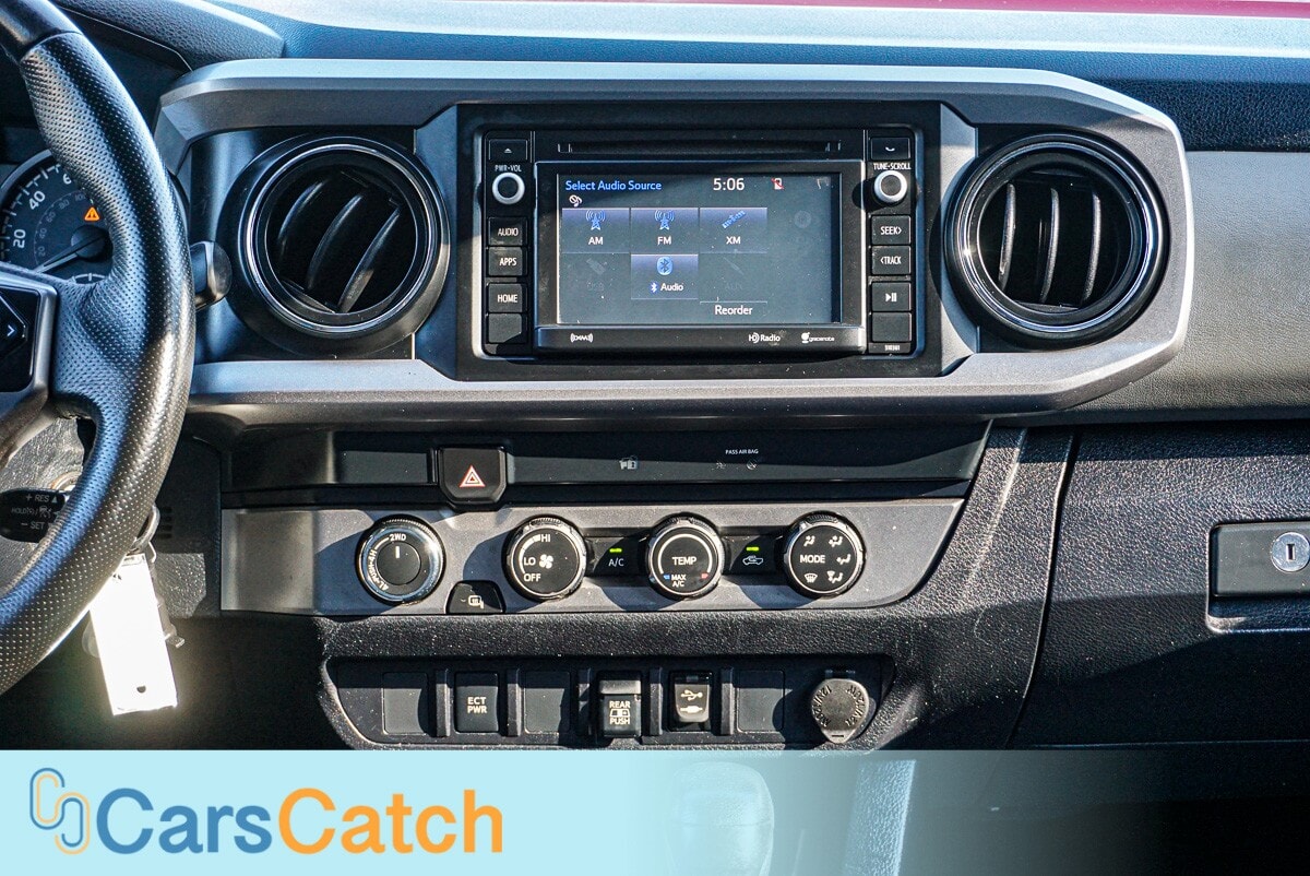 2019 Toyota Tacoma 4x4 photo 25