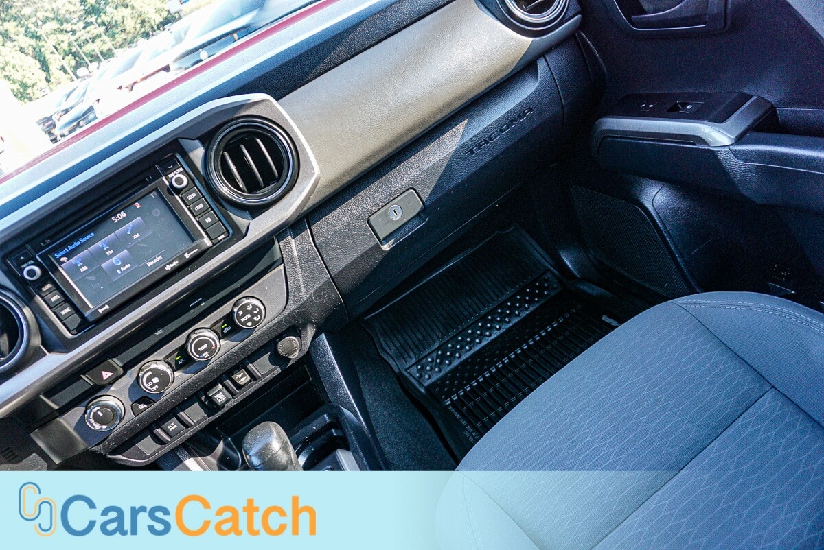 2019 Toyota Tacoma 4x4 photo 26