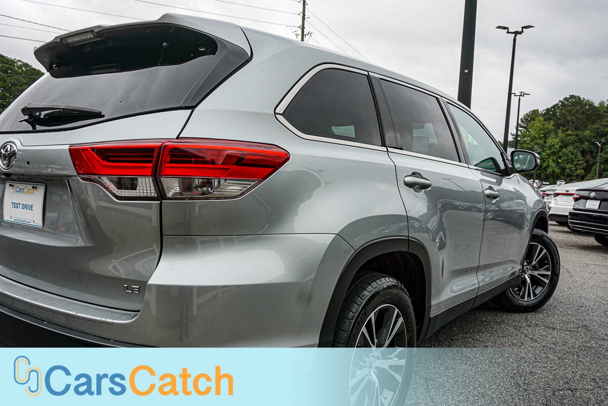 CARSCATCH  - Used vehicle - SUV TOYOTA HIGHLANDER 2019