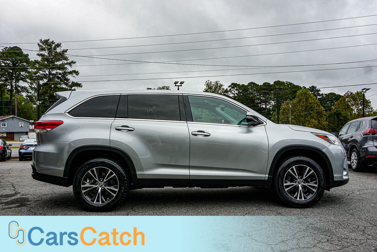 CARSCATCH  - Used vehicle - SUV TOYOTA HIGHLANDER 2019