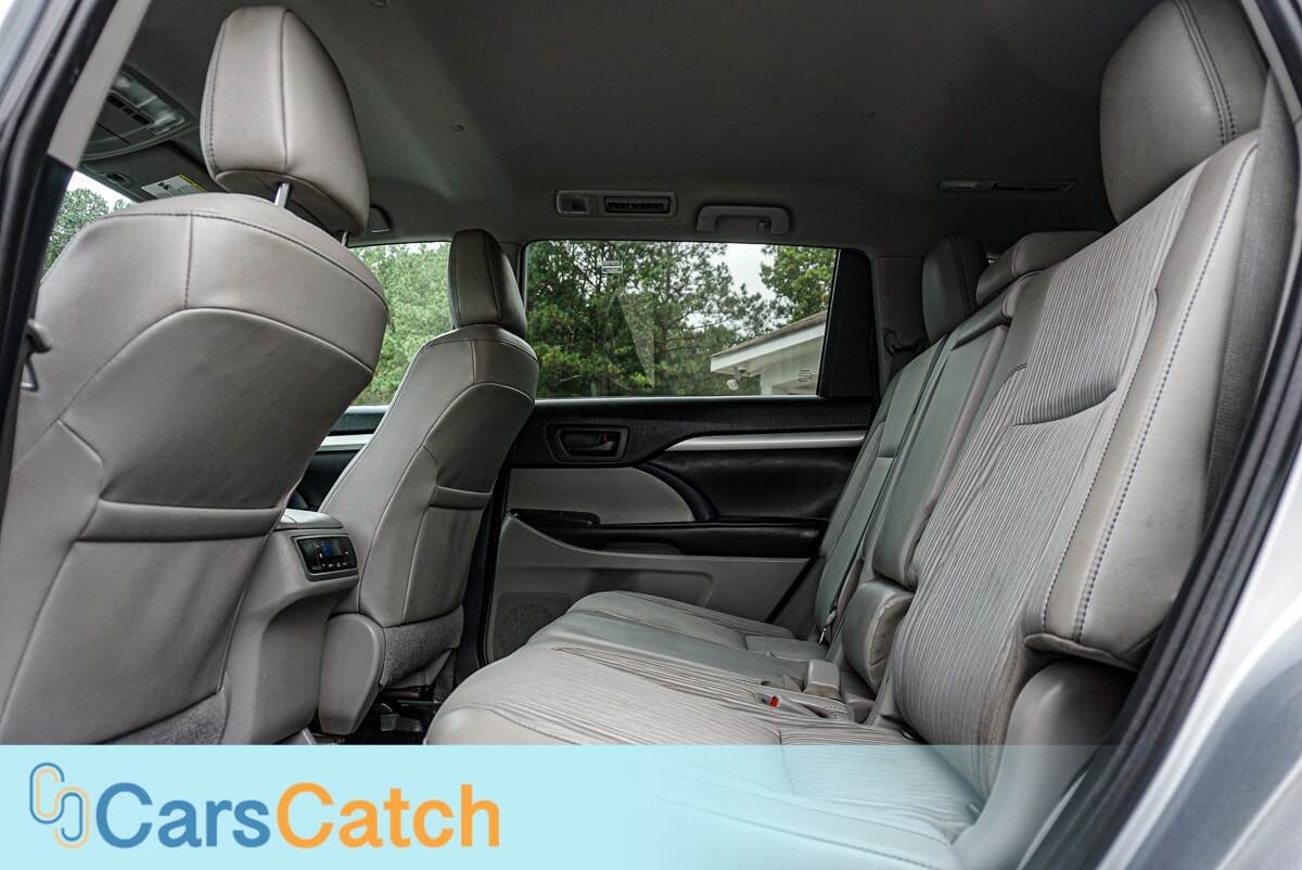 CARSCATCH  - Used vehicle - SUV TOYOTA HIGHLANDER 2019