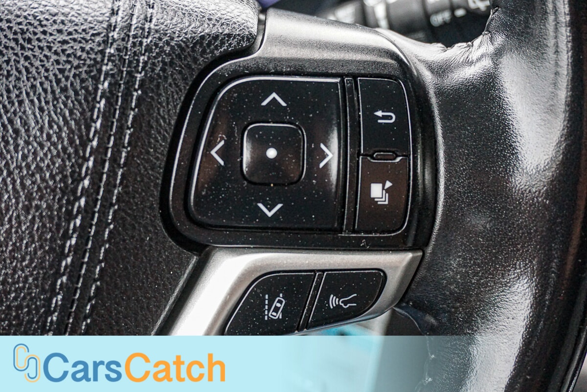 CARSCATCH  - Used vehicle - SUV TOYOTA HIGHLANDER 2019
