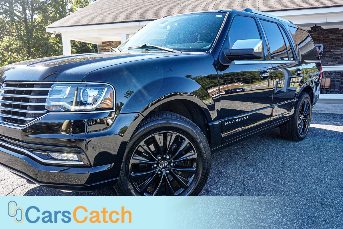CARSCATCH  - Used vehicle - SUV LINCOLN NAVIGATOR 2016