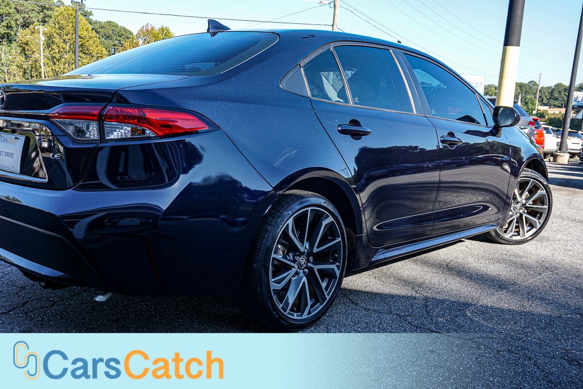 2022 Toyota Corolla LE photo 5