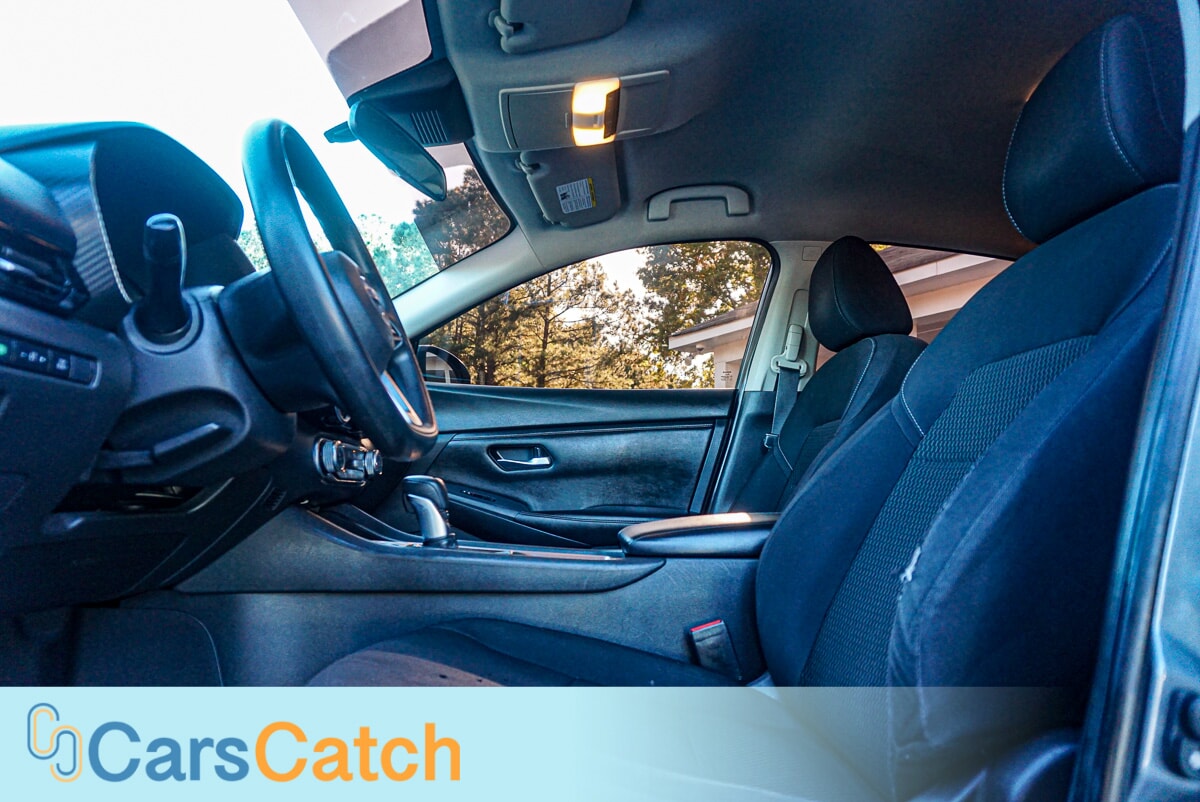 CARSCATCH  - Used vehicle - SEDAN NISSAN SENTRA 2020