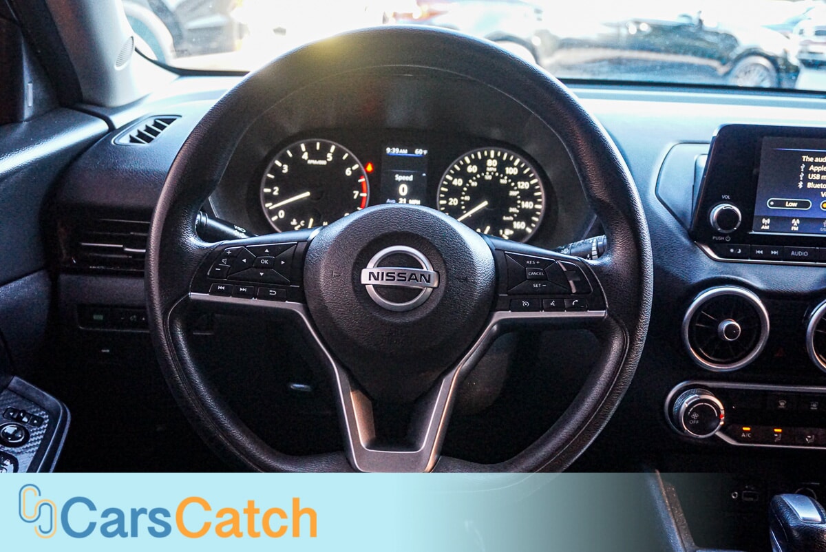 CARSCATCH  - Used vehicle - SEDAN NISSAN SENTRA 2020