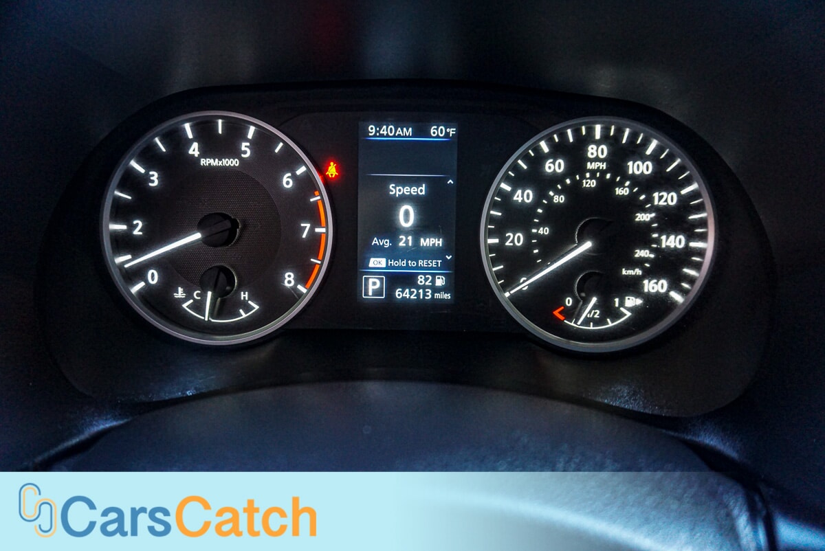 CARSCATCH  - Used vehicle - SEDAN NISSAN SENTRA 2020