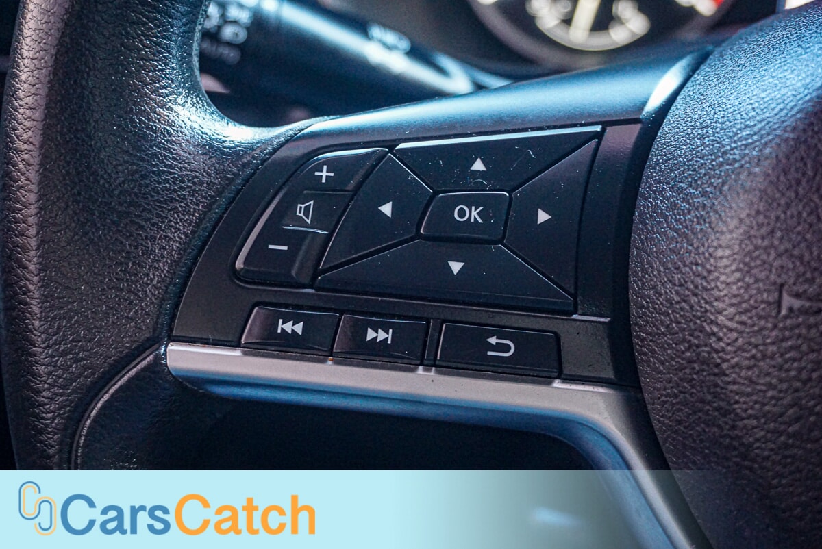 CARSCATCH  - Used vehicle - SEDAN NISSAN SENTRA 2020