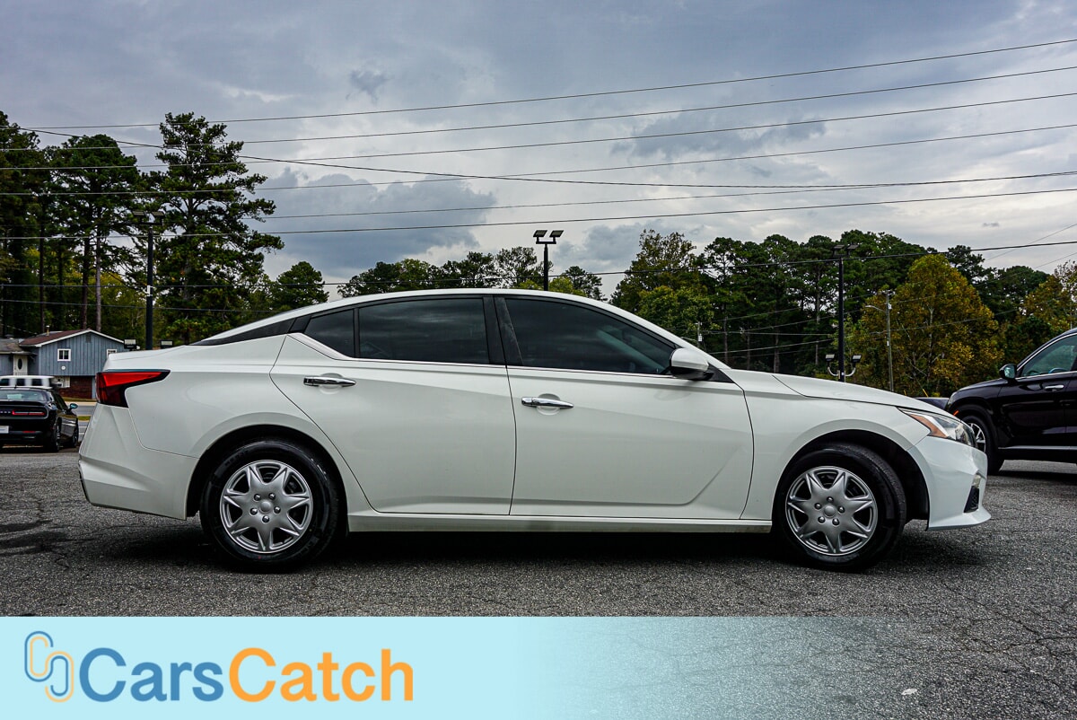 CARSCATCH  - Used vehicle - SEDAN NISSAN ALTIMA 2019