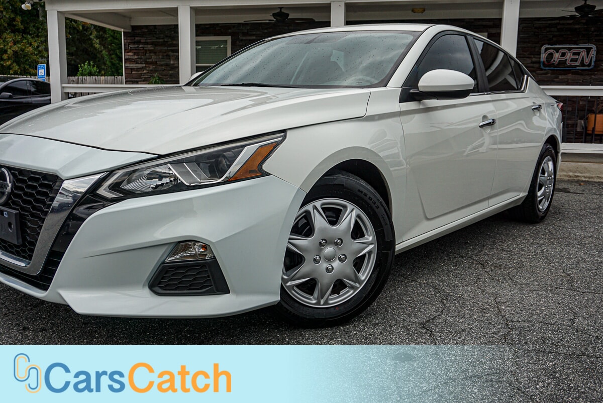 CARSCATCH  - Used vehicle - SEDAN NISSAN ALTIMA 2019