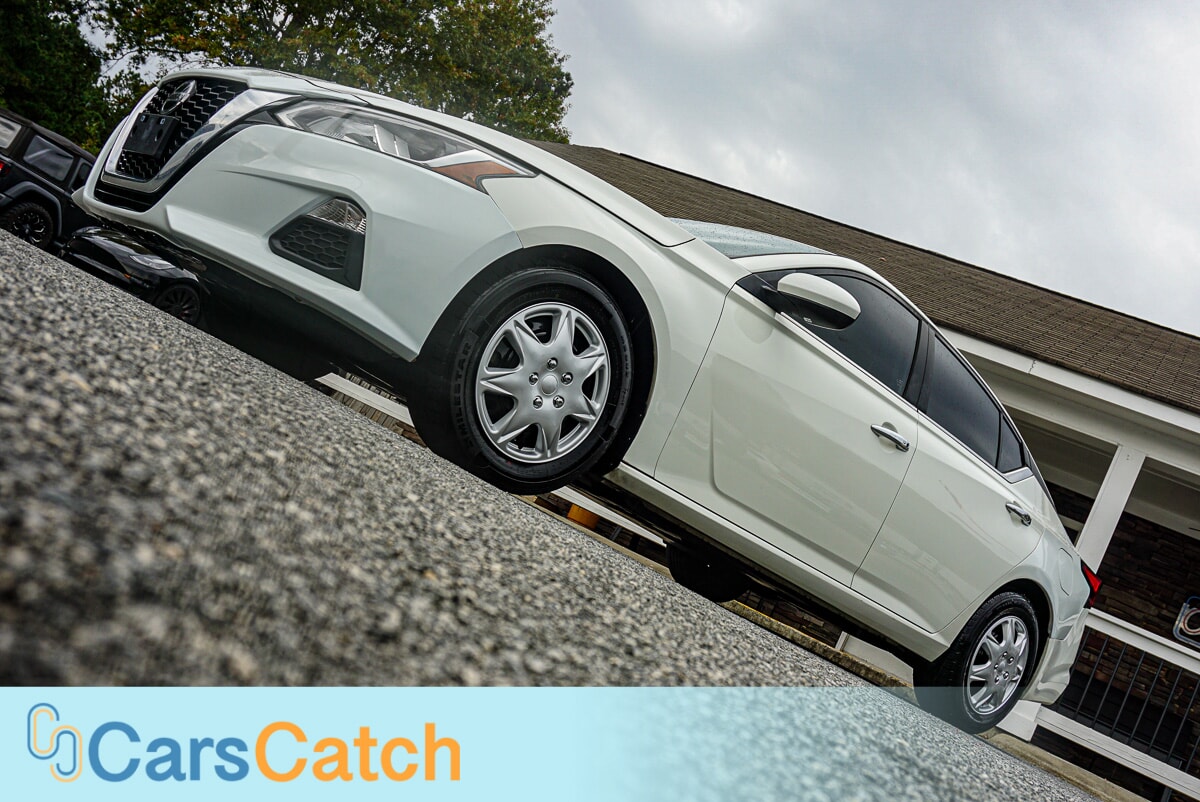 CARSCATCH  - Used vehicle - SEDAN NISSAN ALTIMA 2019