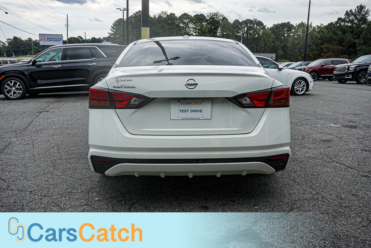 CARSCATCH  - Used vehicle - SEDAN NISSAN ALTIMA 2019