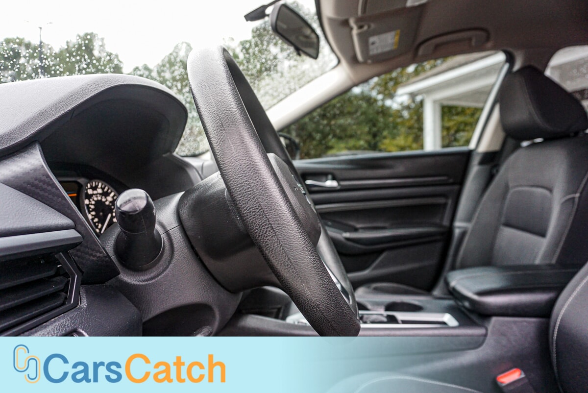 CARSCATCH  - Used vehicle - SEDAN NISSAN ALTIMA 2019