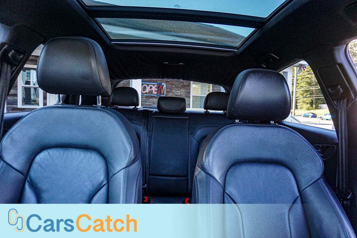 CARSCATCH  - Used vehicle - SUV AUDI Q3 2018
