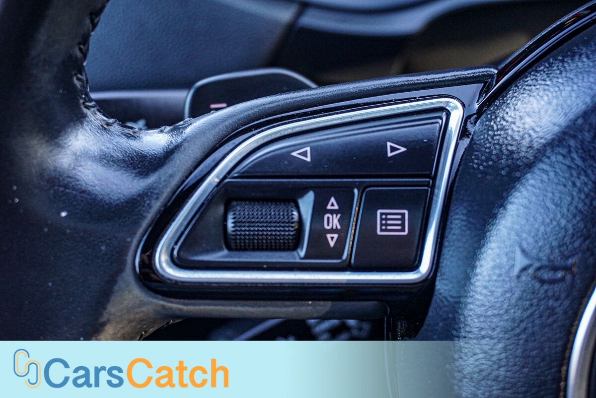 CARSCATCH  - Used vehicle - SUV AUDI Q3 2018