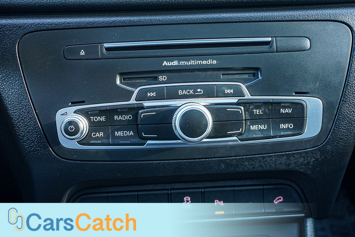 CARSCATCH  - Used vehicle - SUV AUDI Q3 2018