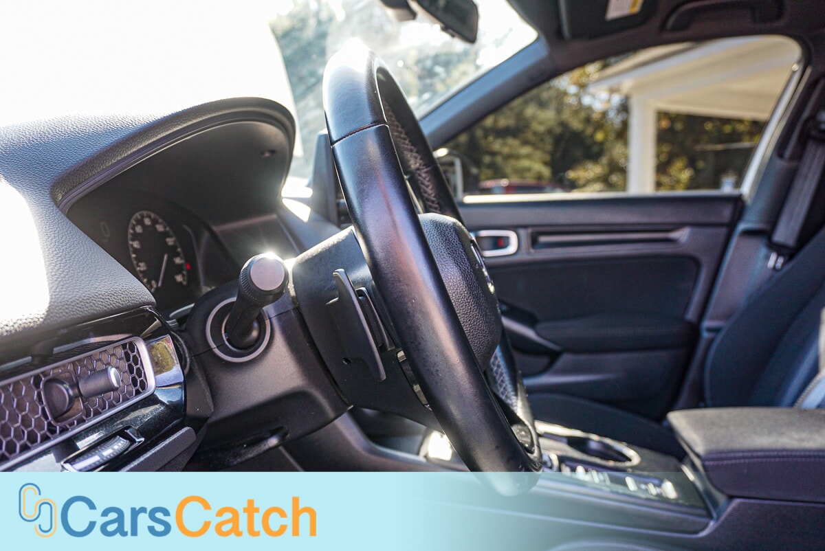CARSCATCH  - Used vehicle - SEDAN HONDA CIVIC 2023