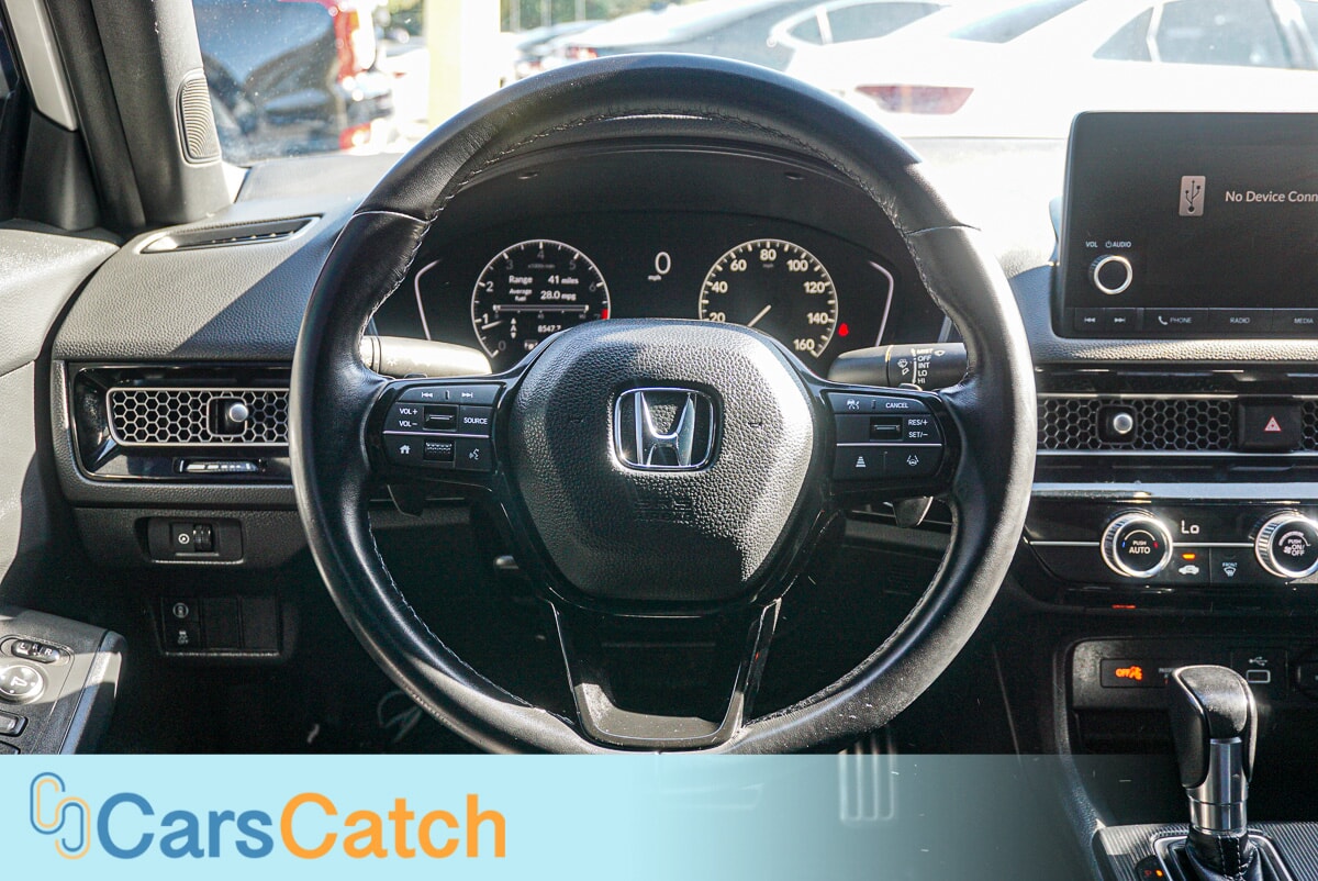 CARSCATCH  - Used vehicle - SEDAN HONDA CIVIC 2023