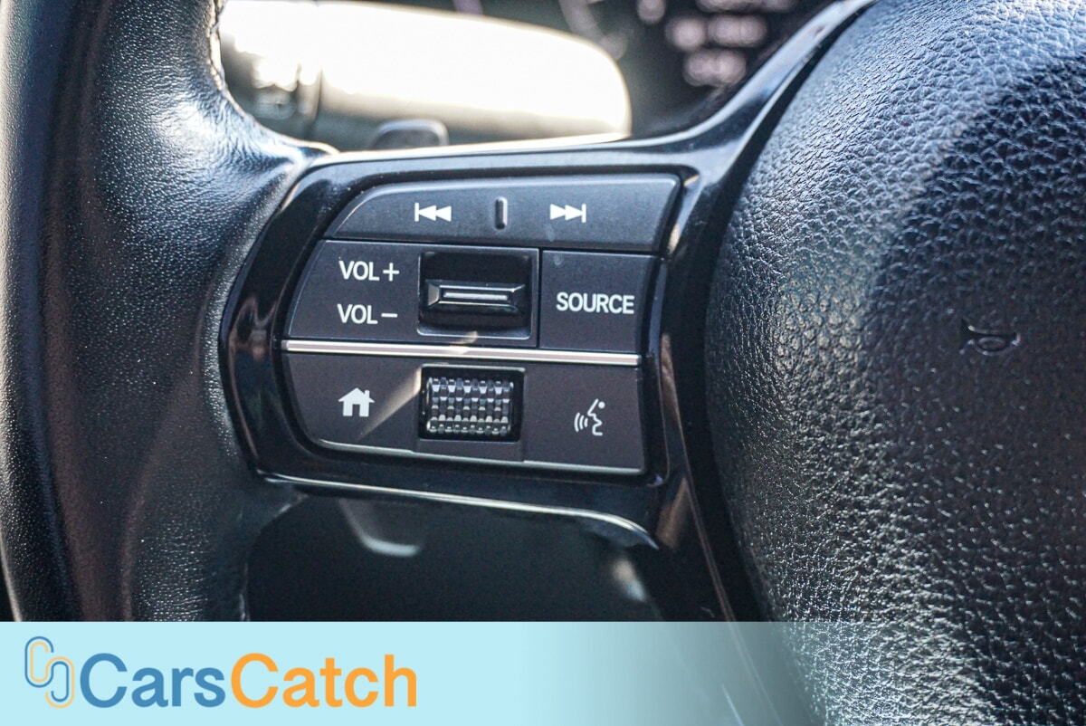 CARSCATCH  - Used vehicle - SEDAN HONDA CIVIC 2023