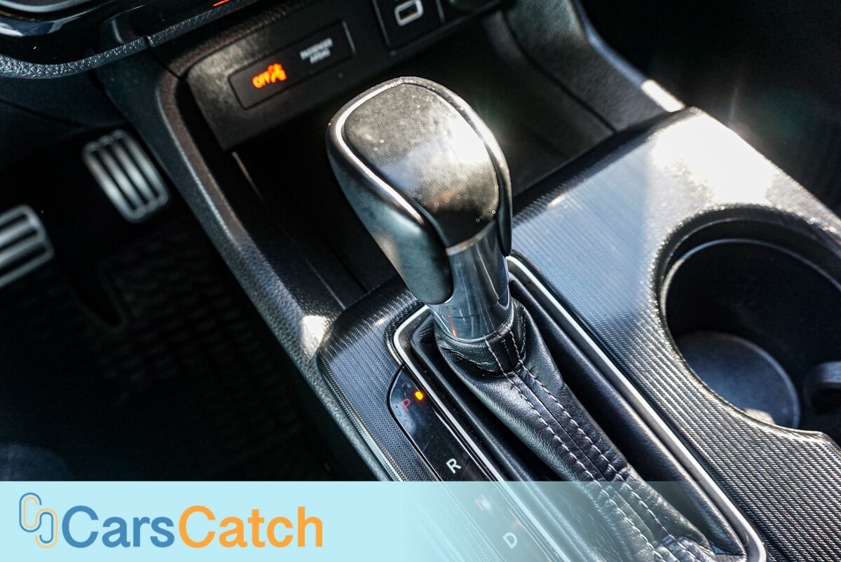 CARSCATCH  - Used vehicle - SEDAN HONDA CIVIC 2023