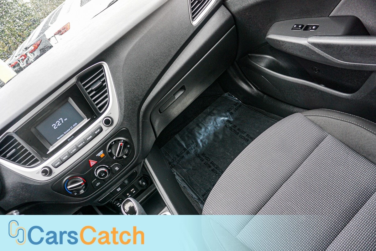 CARSCATCH  - Used vehicle - SEDAN HYUNDAI ACCENT 2021