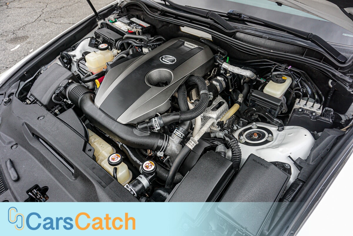 CARSCATCH  - Used vehicle - SEDAN LEXUS IS 2017