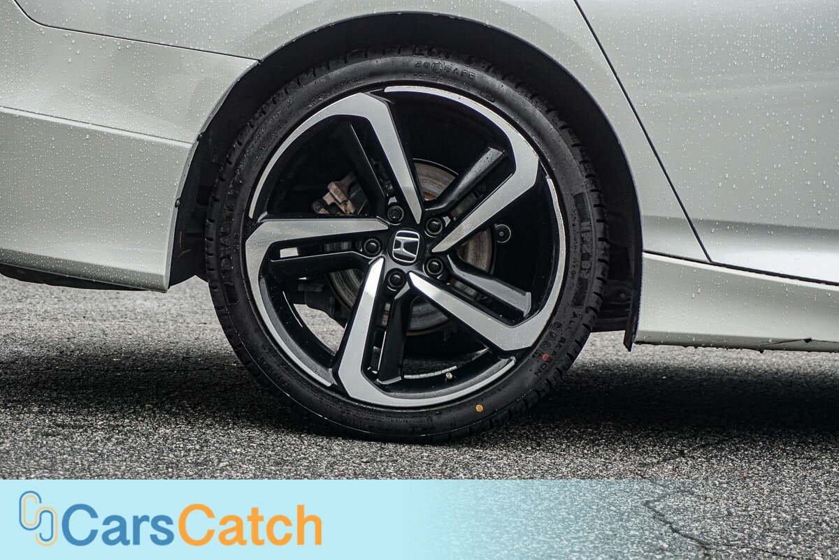 CARSCATCH  - Used vehicle - SEDAN HONDA ACCORD 2022
