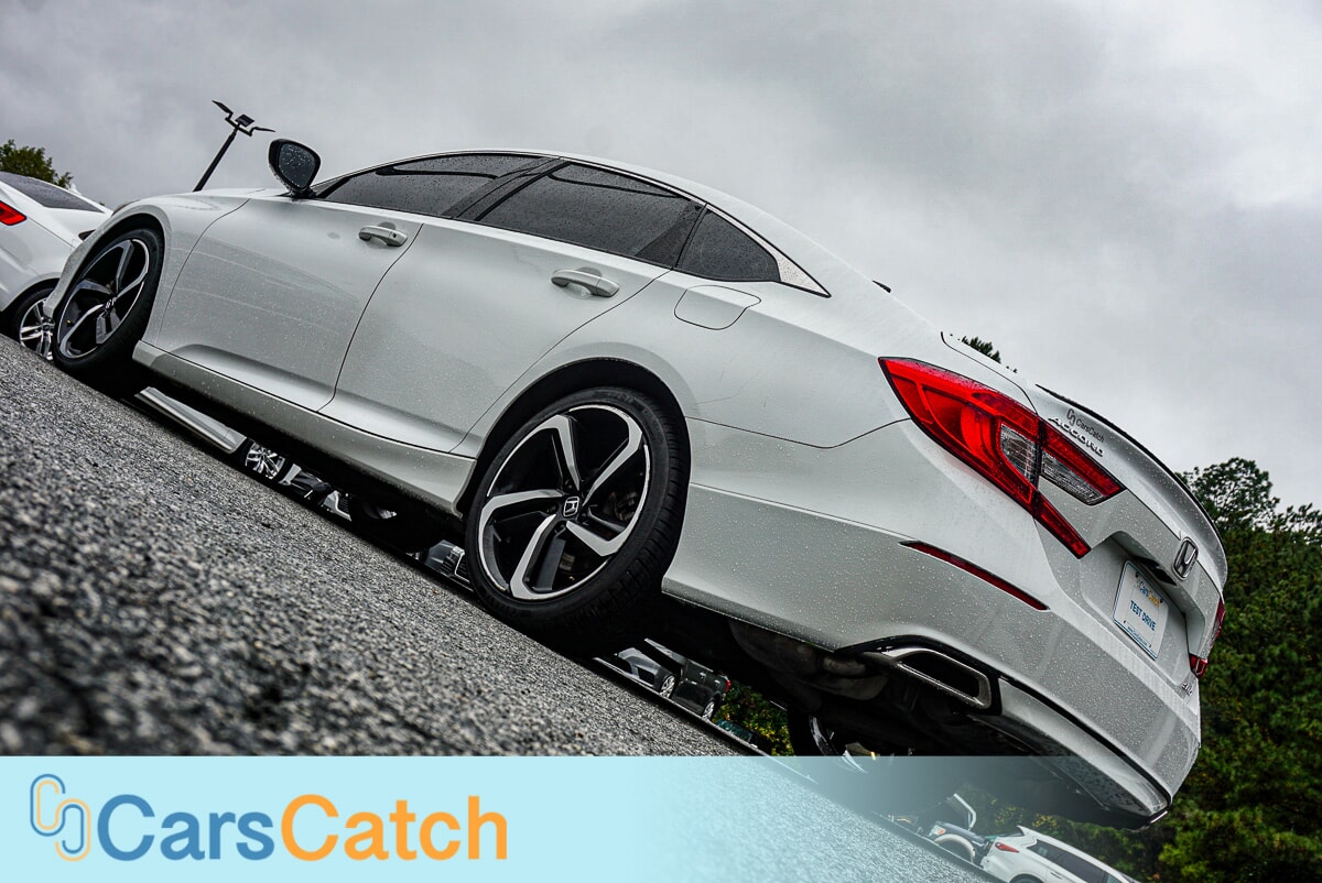CARSCATCH  - Used vehicle - SEDAN HONDA ACCORD 2022