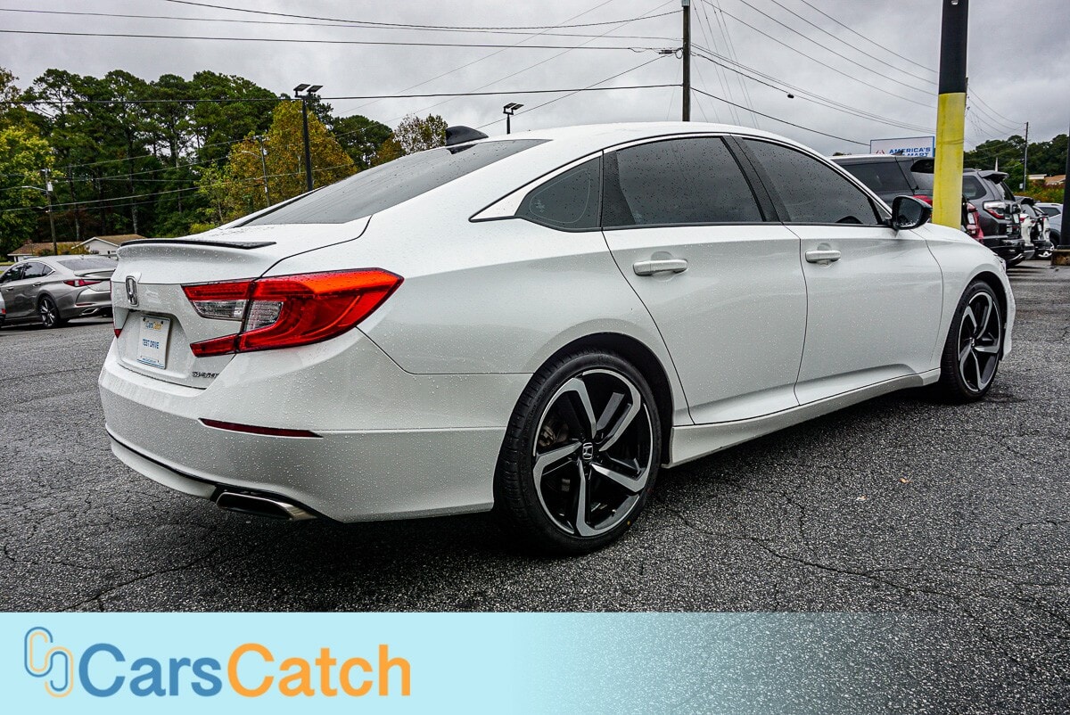 CARSCATCH  - Used vehicle - SEDAN HONDA ACCORD 2022