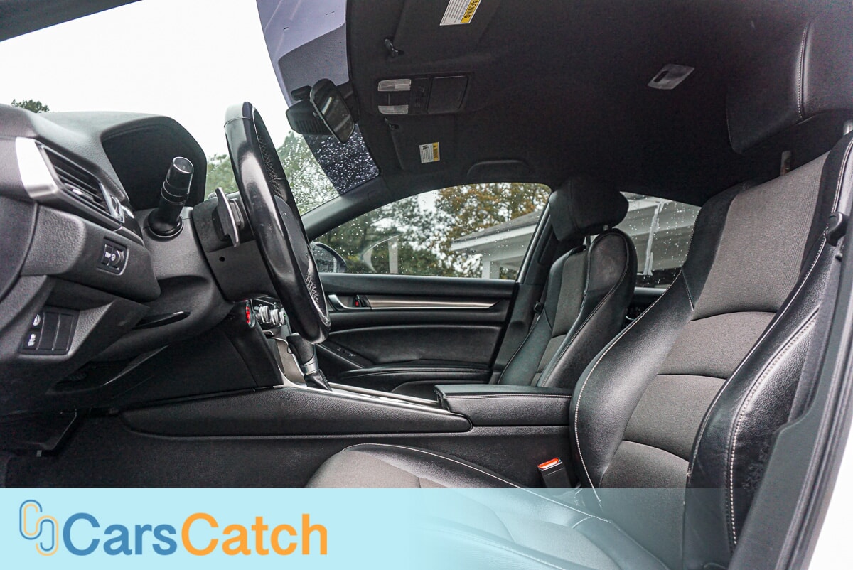 CARSCATCH  - Used vehicle - SEDAN HONDA ACCORD 2022
