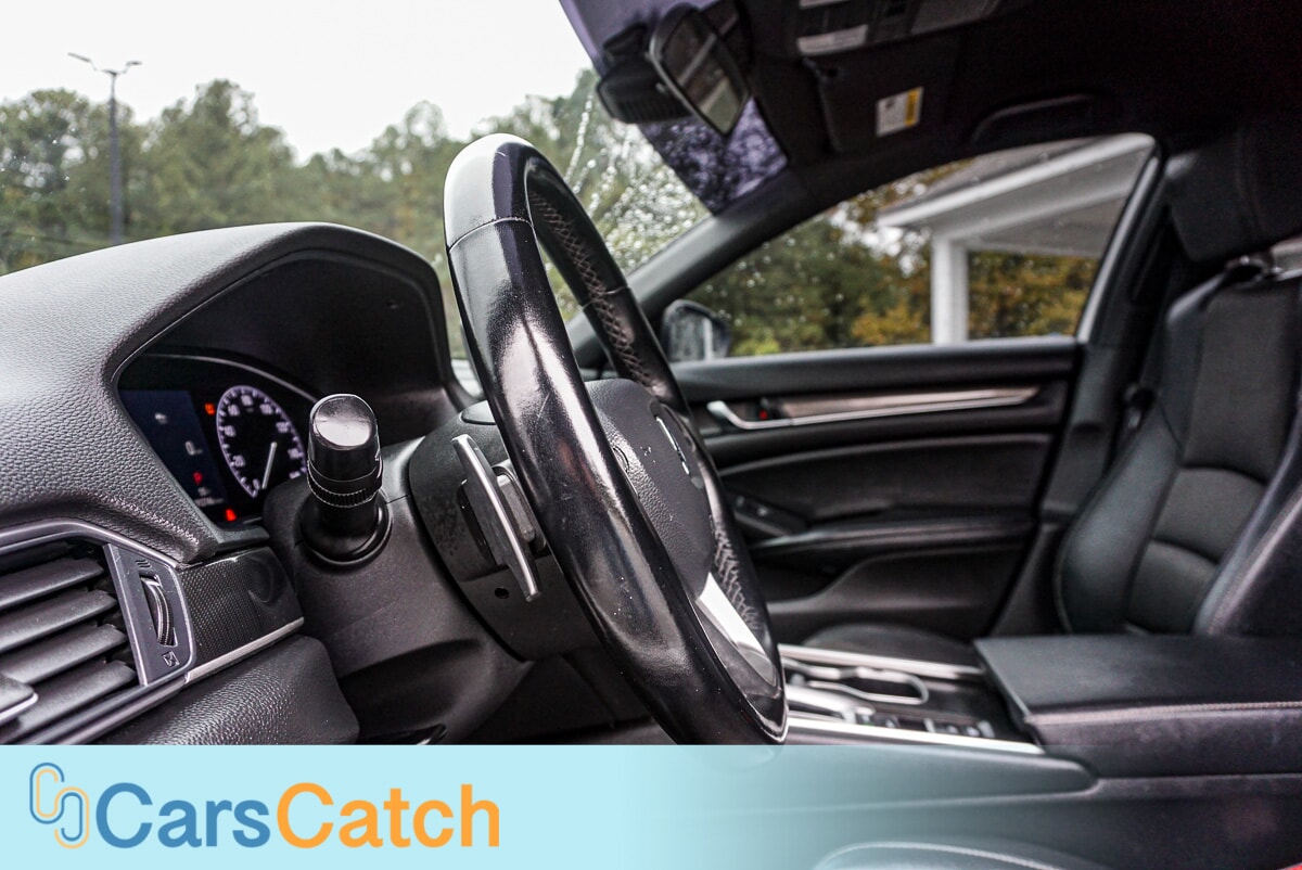 CARSCATCH  - Used vehicle - SEDAN HONDA ACCORD 2022
