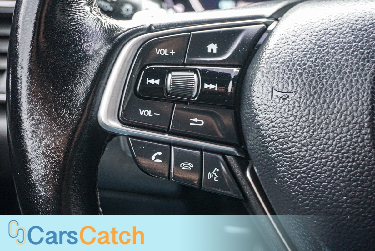 CARSCATCH  - Used vehicle - SEDAN HONDA ACCORD 2022