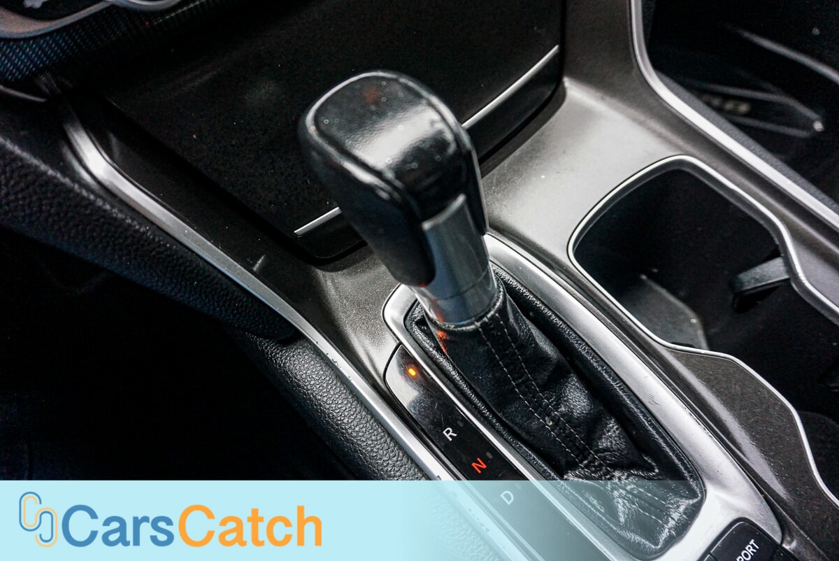 CARSCATCH  - Used vehicle - SEDAN HONDA ACCORD 2022