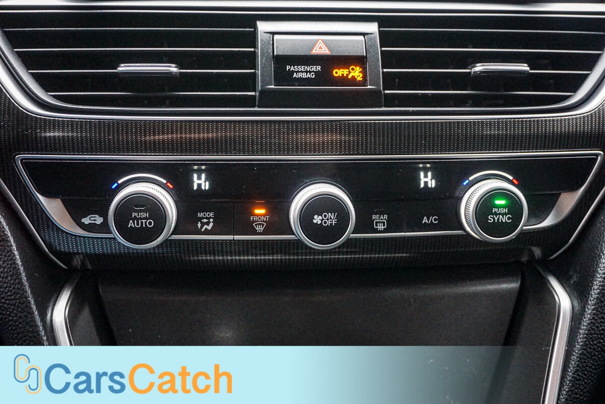 CARSCATCH  - Used vehicle - SEDAN HONDA ACCORD 2022