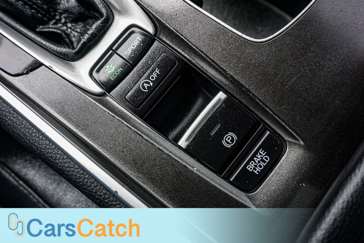 CARSCATCH  - Used vehicle - SEDAN HONDA ACCORD 2022