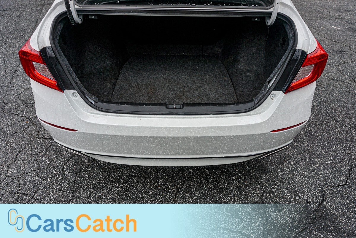 CARSCATCH  - Used vehicle - SEDAN HONDA ACCORD 2022