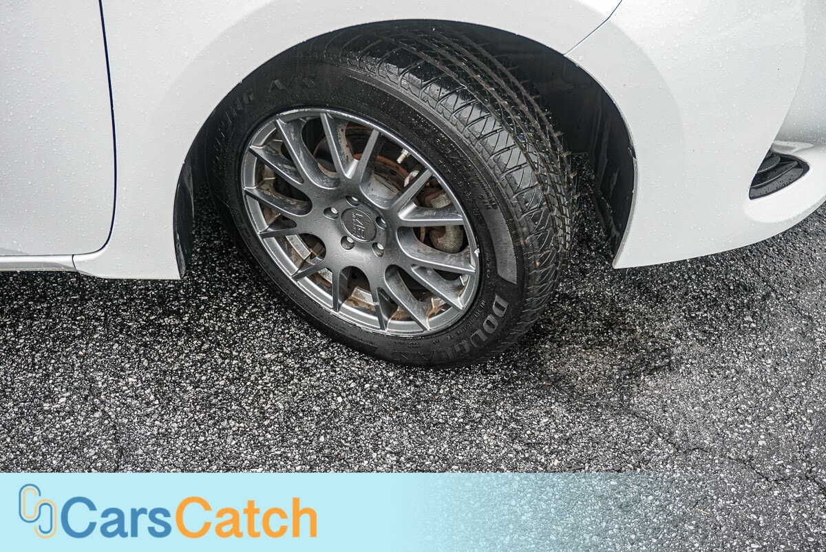 CARSCATCH  - Used vehicle - SEDAN TOYOTA COROLLA 2018