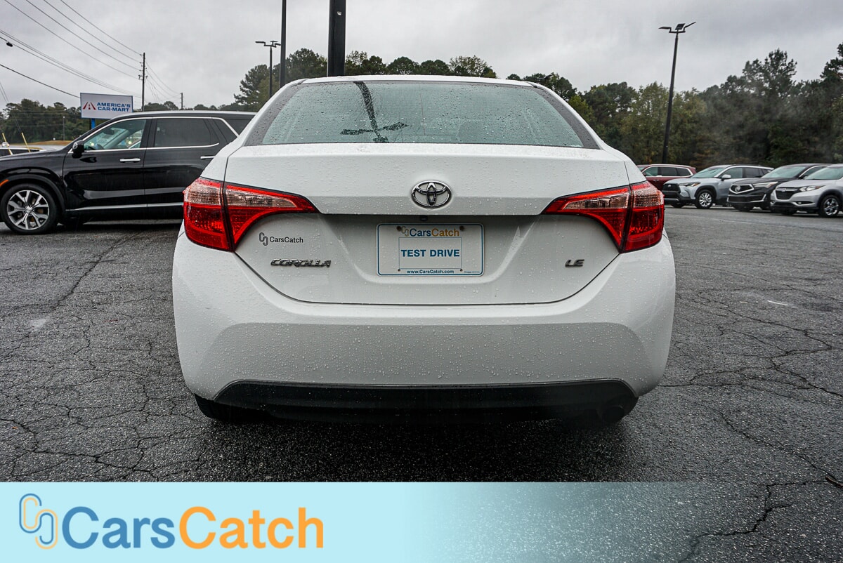 CARSCATCH  - Used vehicle - SEDAN TOYOTA COROLLA 2018