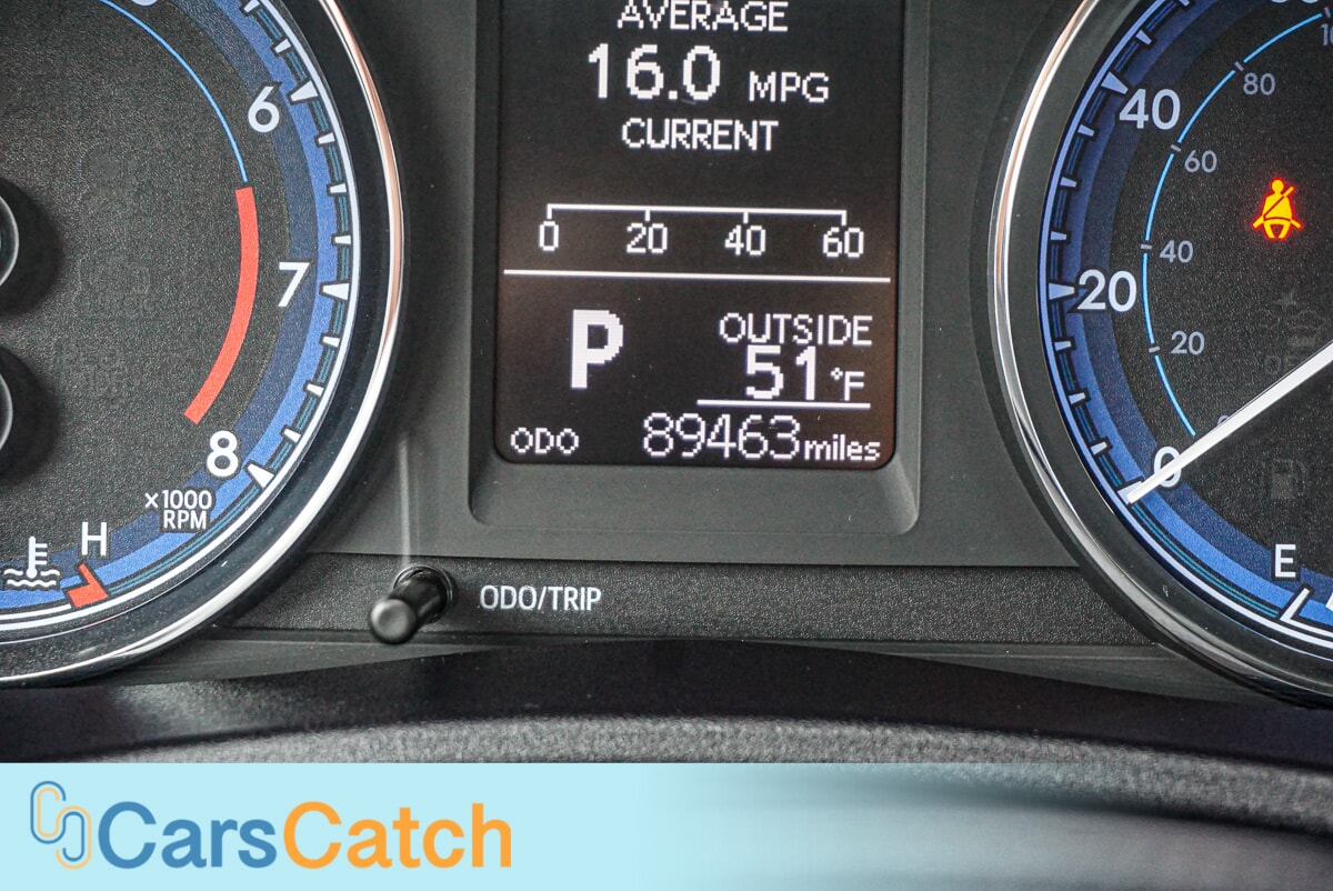 CARSCATCH  - Used vehicle - SEDAN TOYOTA COROLLA 2018
