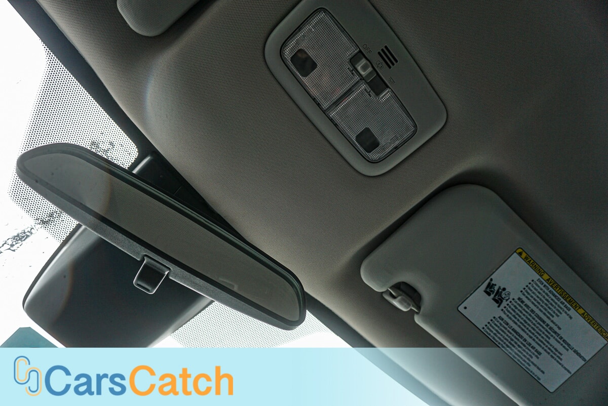 CARSCATCH  - Used vehicle - SEDAN TOYOTA COROLLA 2018