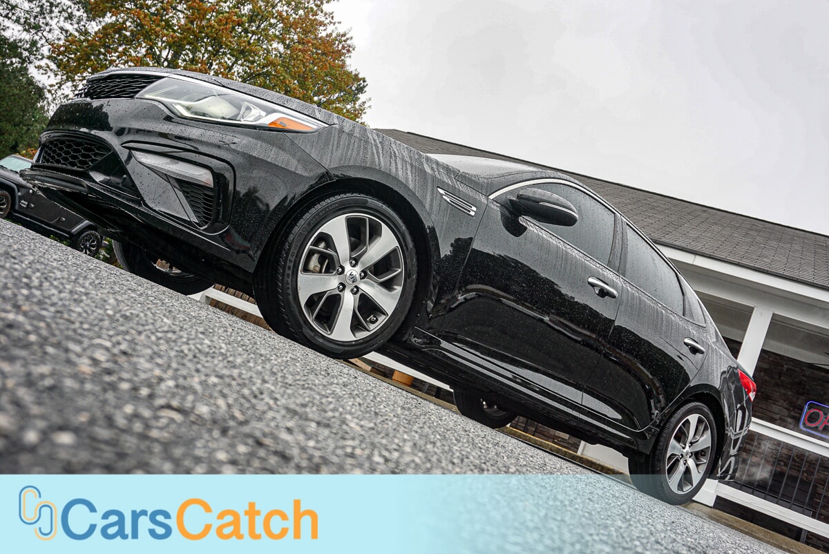 CARSCATCH  - Used vehicle - SEDAN KIA OPTIMA 2019