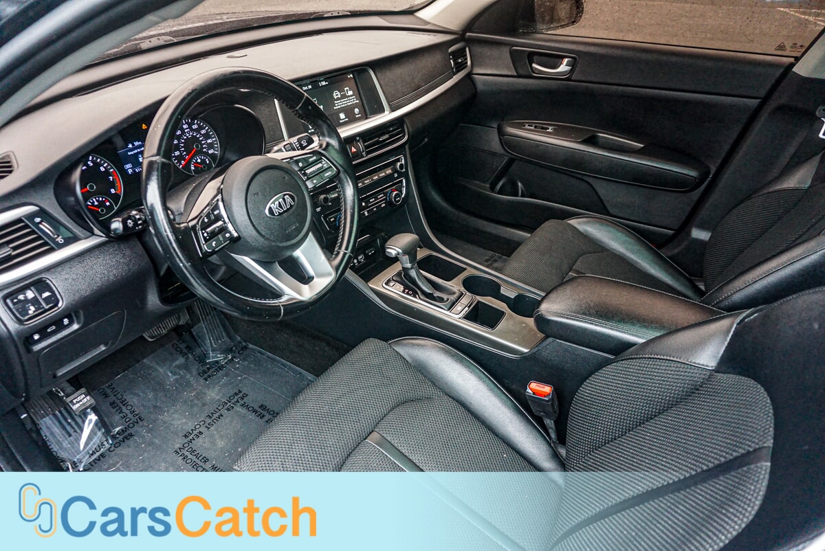 CARSCATCH  - Used vehicle - SEDAN KIA OPTIMA 2019