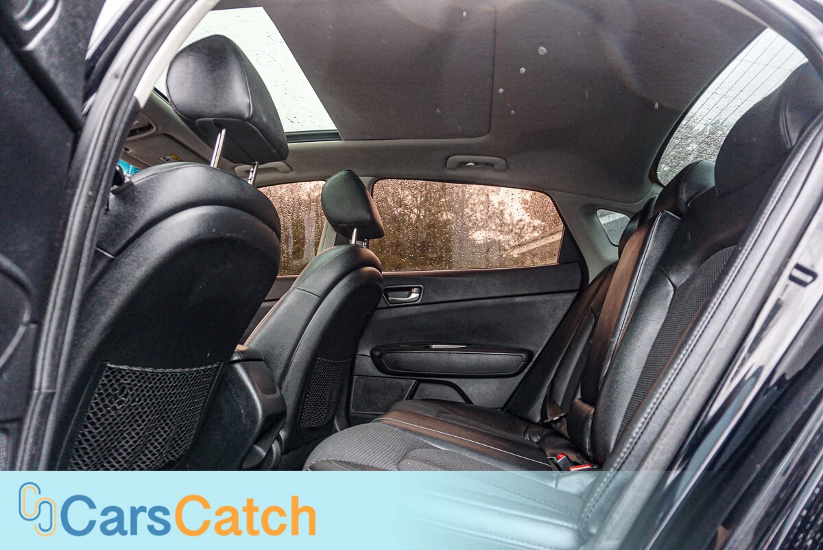 CARSCATCH  - Used vehicle - SEDAN KIA OPTIMA 2019