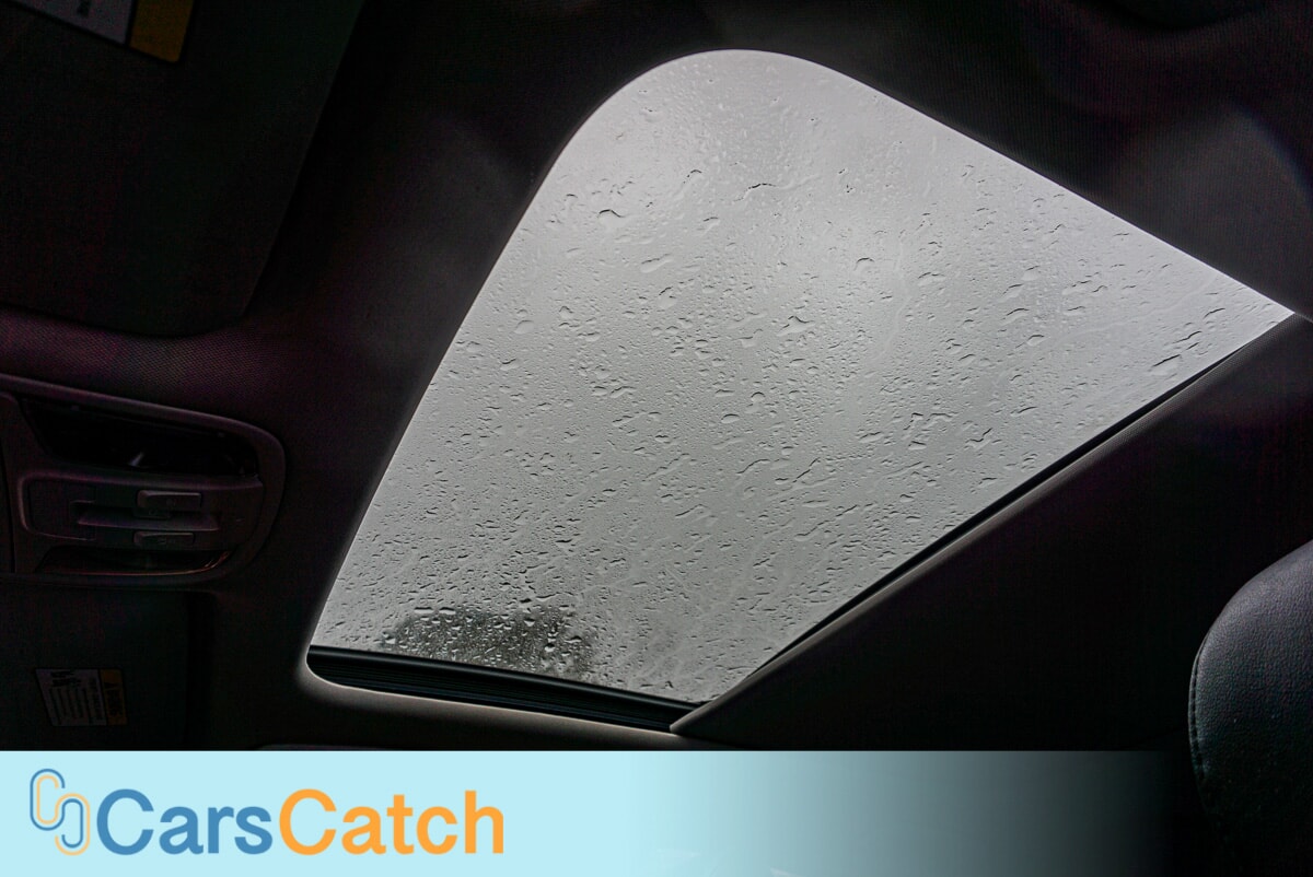 CARSCATCH  - Used vehicle - SEDAN KIA OPTIMA 2019