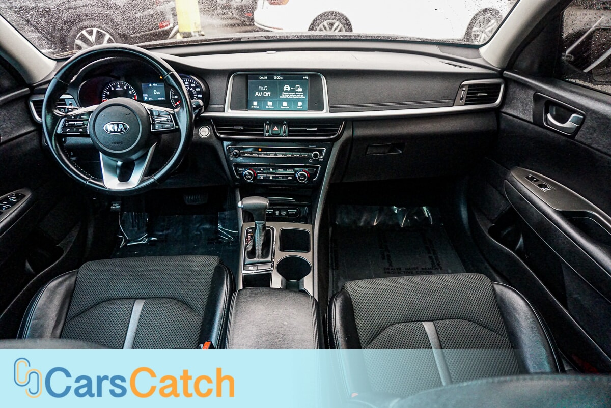 CARSCATCH  - Used vehicle - SEDAN KIA OPTIMA 2019