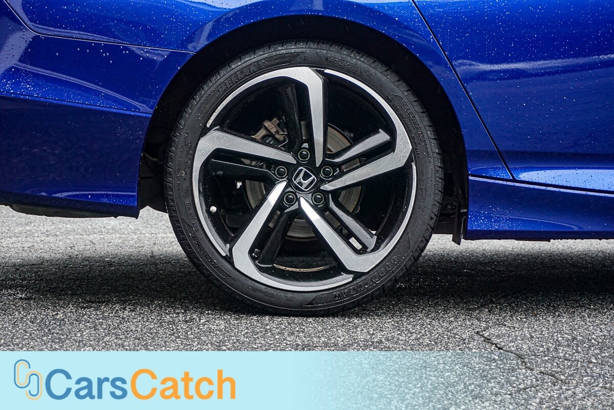 CARSCATCH  - Used vehicle - SEDAN HONDA ACCORD 2020
