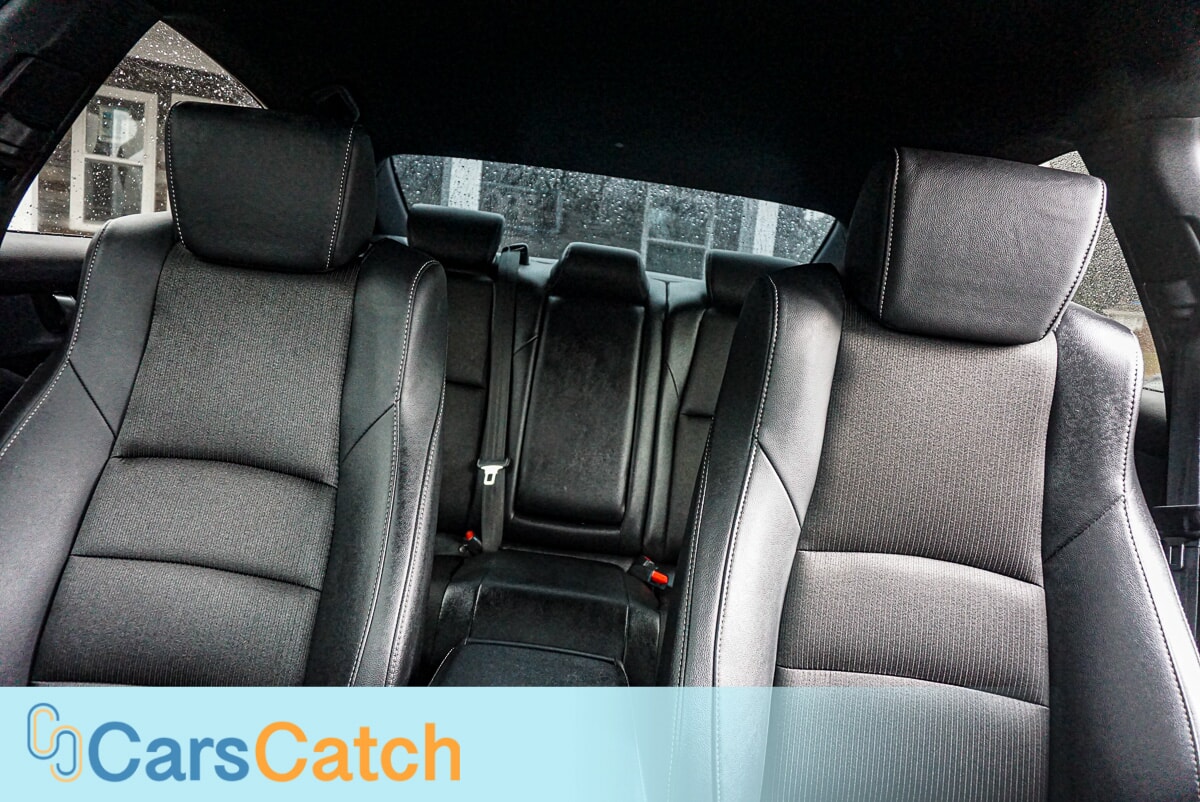 CARSCATCH  - Used vehicle - SEDAN HONDA ACCORD 2020