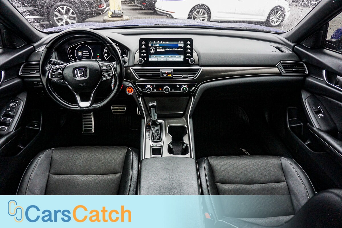 CARSCATCH  - Used vehicle - SEDAN HONDA ACCORD 2020